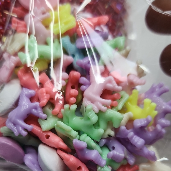 Colorful Bead Set for Crafting - Picture 12 of 13